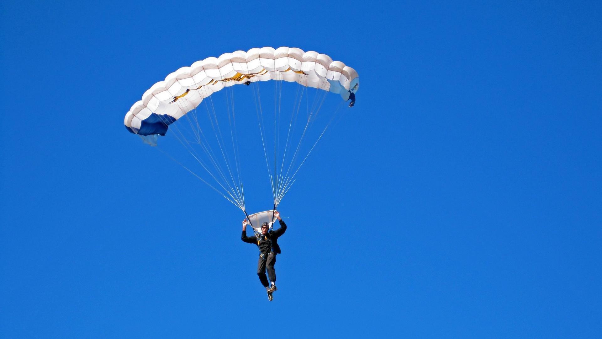 兰普泰专访，追梦之路，以罗纳尔迪尼奥为灵感，以阿尔维斯为职业标杆